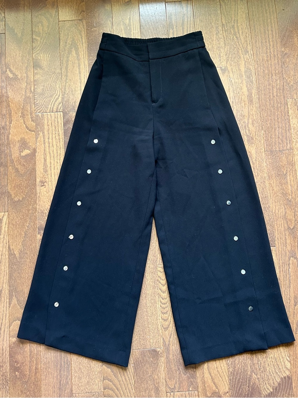 Zara Black Wide Leg High Waisted Side-Button Culottes